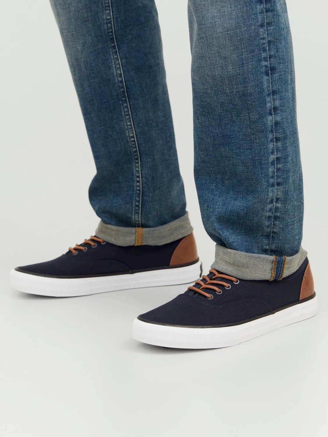 Curtis Casual Canvas Navy Trainer