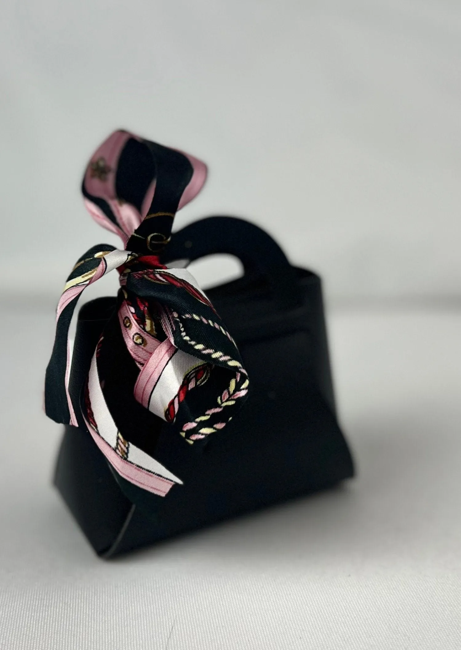 Reusable Fancy Purse Bags for Gifts
