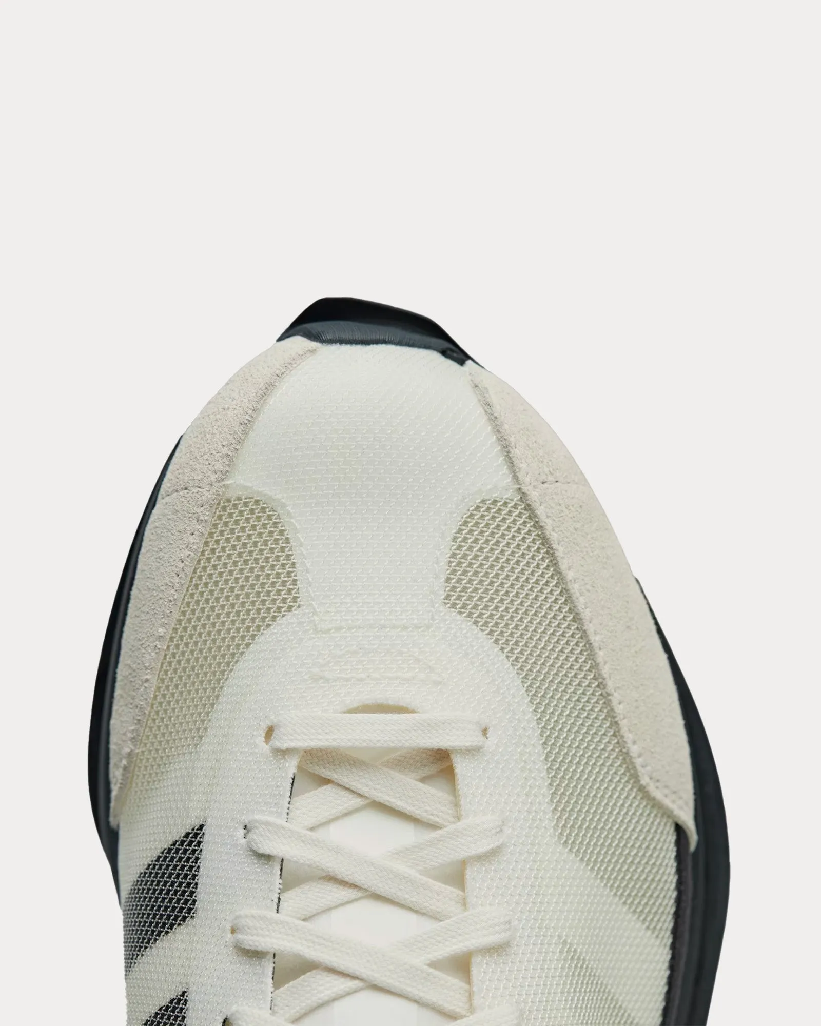 S-Gendo Run Off White / Cream White / Black Running Shoes