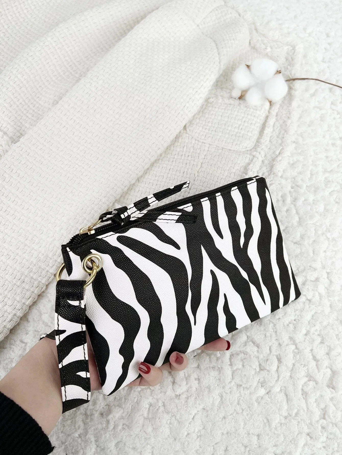 SHEIN Zebra Pattern Fashion Zipper Clutch Bag, Coin Purse, Mobile Phone Bag, Wristlet High Quality Leather