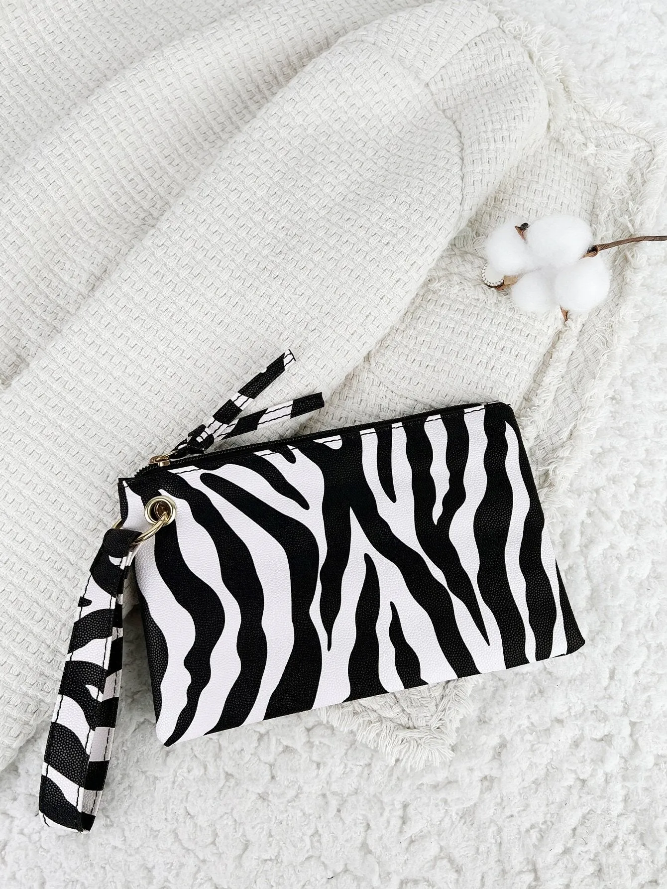 SHEIN Zebra Pattern Fashion Zipper Clutch Bag, Coin Purse, Mobile Phone Bag, Wristlet High Quality Leather